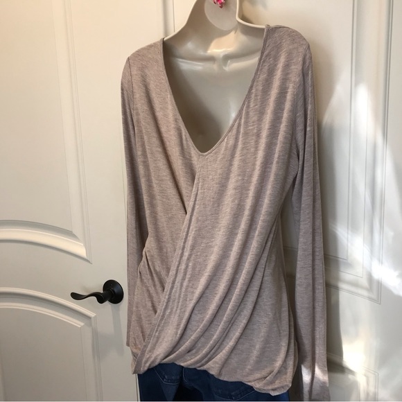 Express Reversible Long Sleeve Tops Black & Oatmeal Lot of 2 - Picture 2 of 7